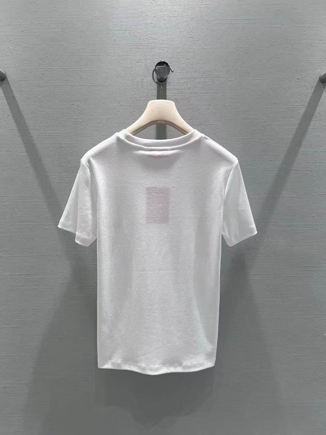 New rhinestone-embellished short-sleeved T-shirt