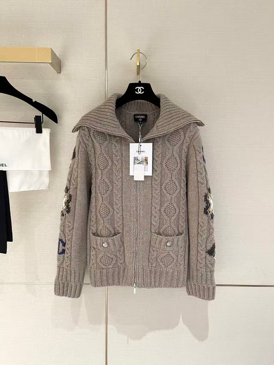 New wool cardigan