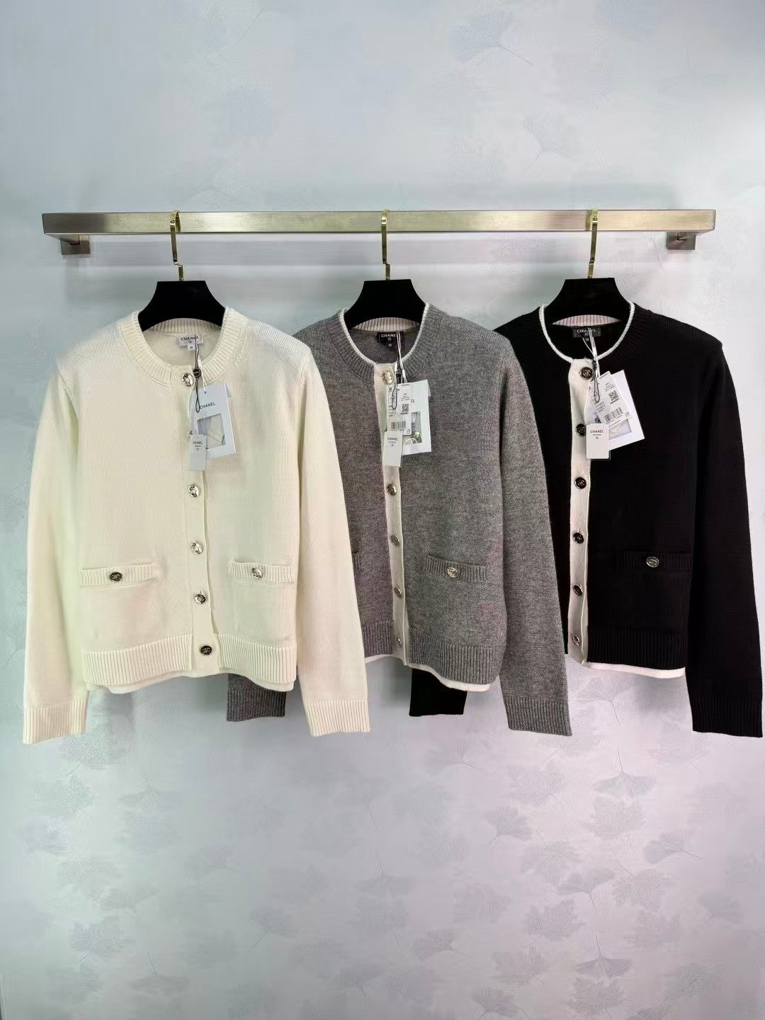 26 Early Spring New Cashmere Knit Cardigan