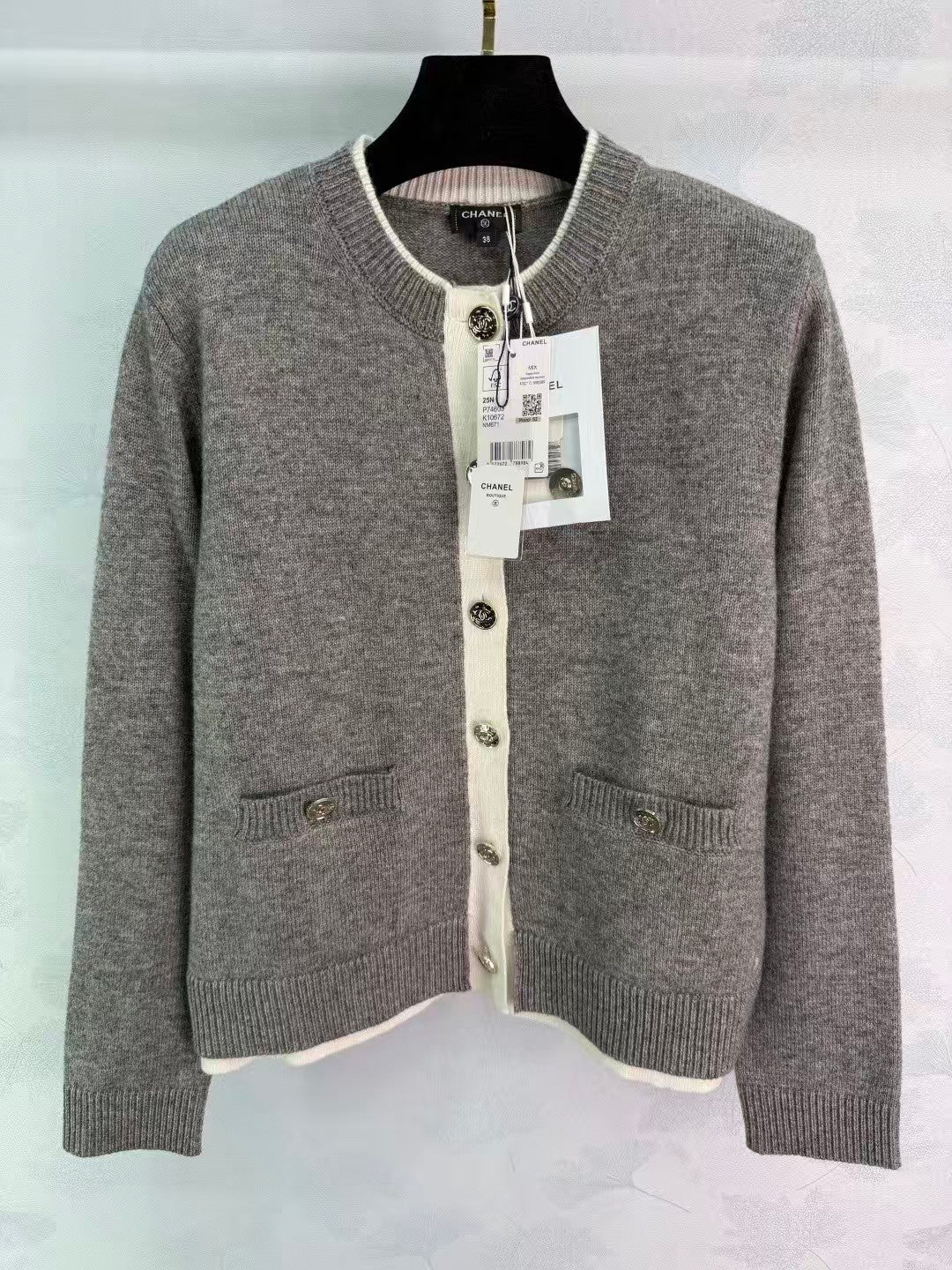 26 Early Spring New Cashmere Knit Cardigan