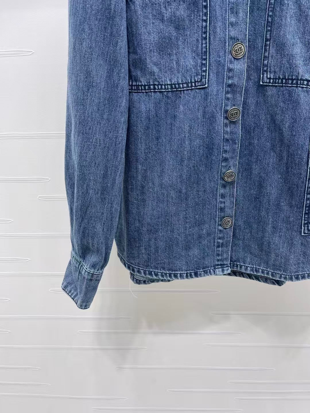 26 Collared Denim Shirt Jacket