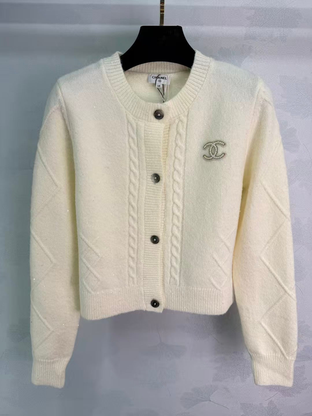 26 New Cable Knit Crew Neck Long Sleeve Cardigan