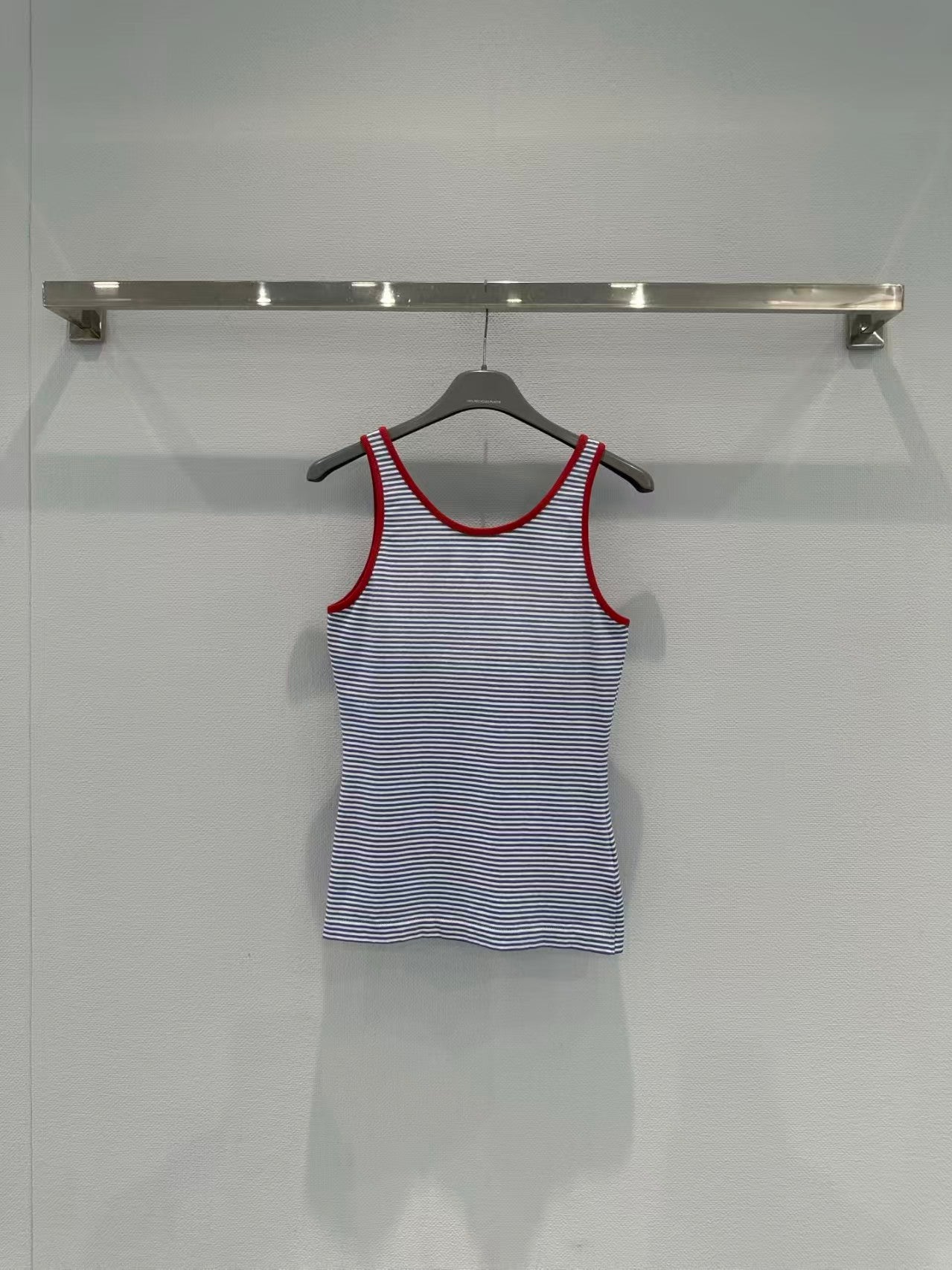 26 New Arrival: Blue and White Striped Ribbed Tank Top