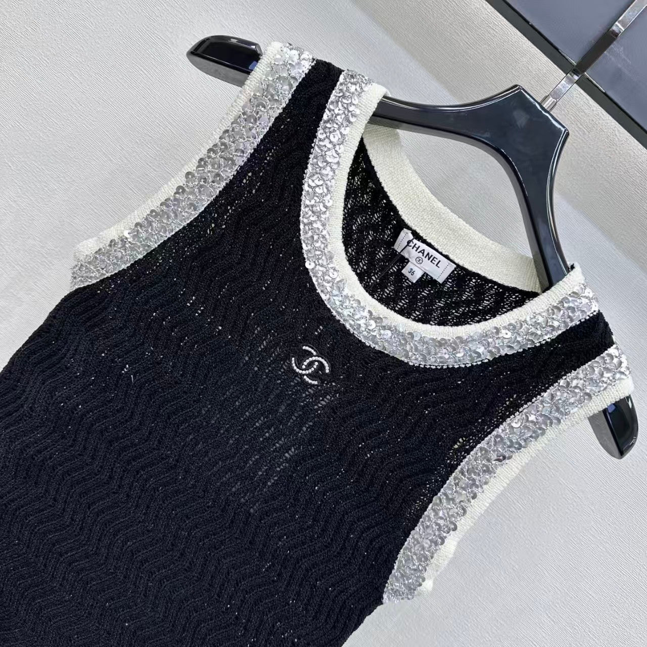 26SS Color Block Sequin Vest