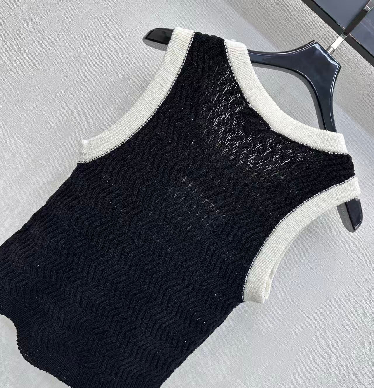 26SS Color Block Sequin Vest