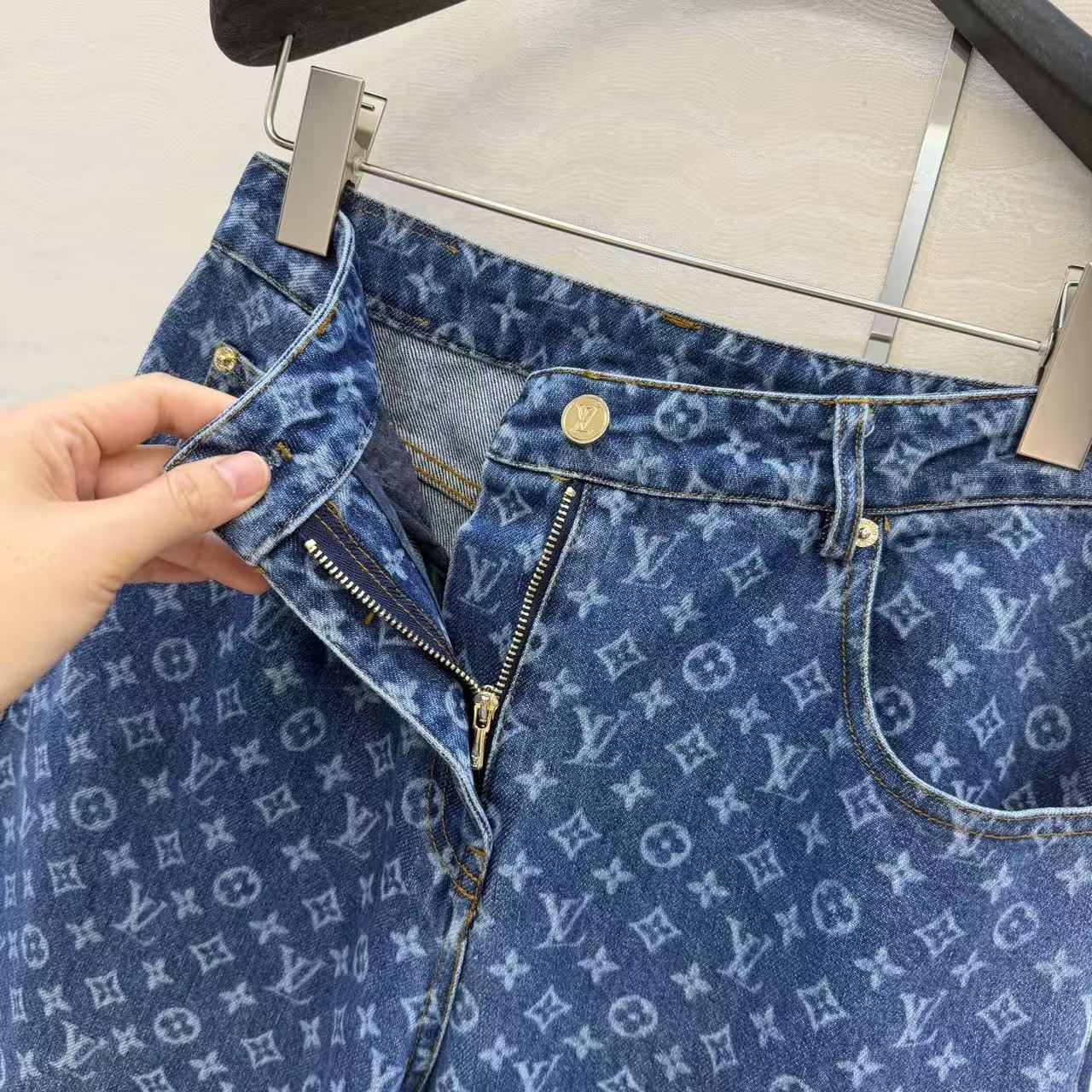 26SS New Jeans