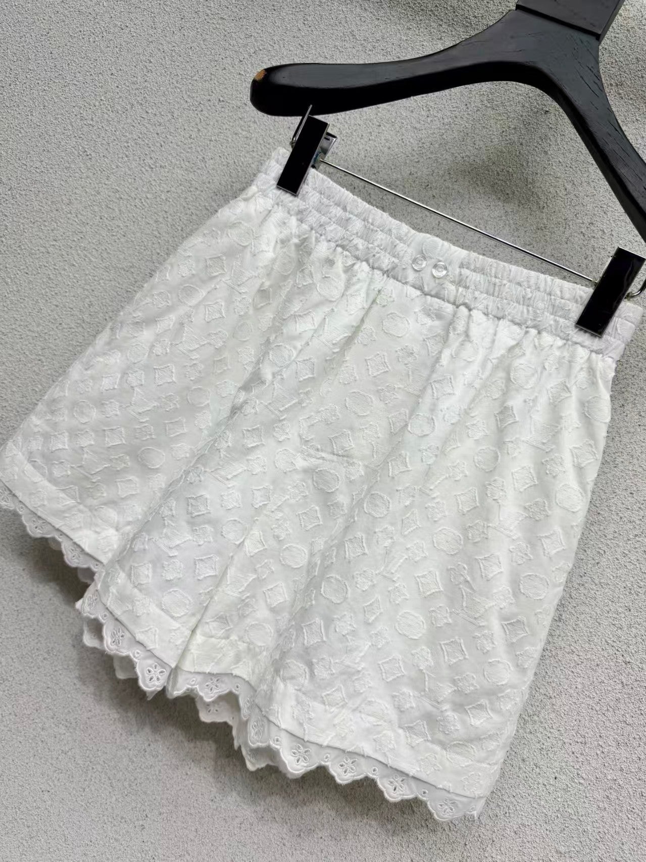 26SS White Jacquard Lace Shorts