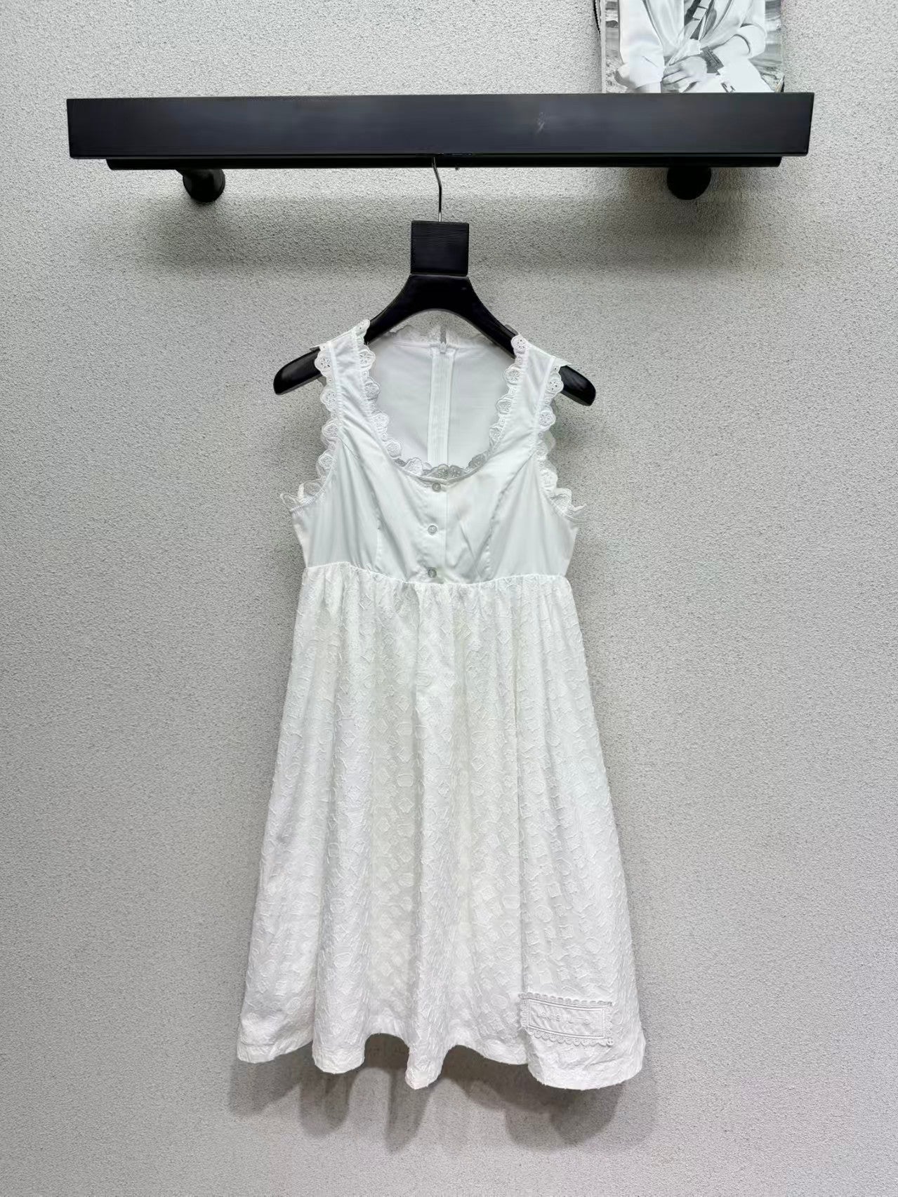 26SS White Jacquard Lace Sleeveless Dress