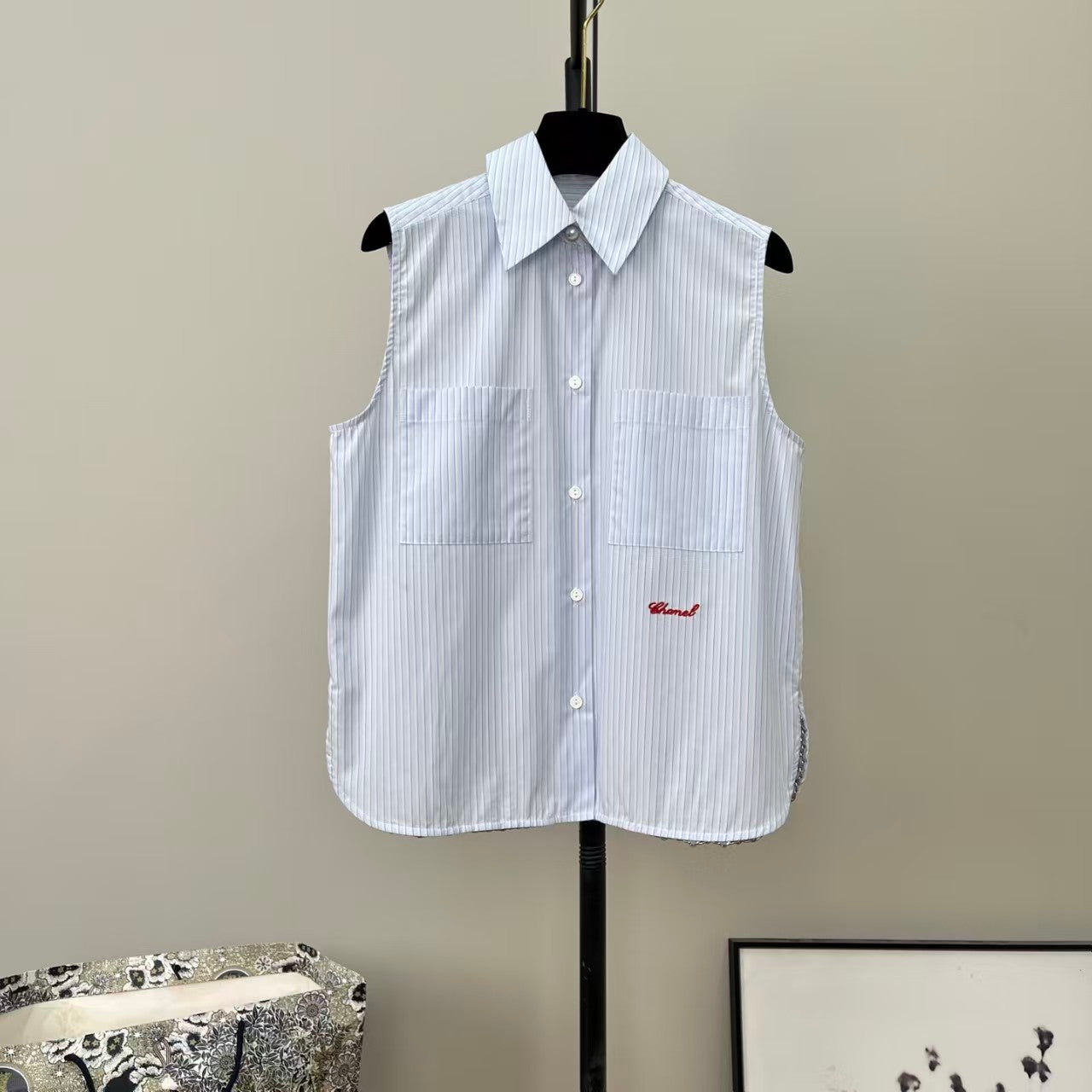 26SS New Pearl Button Sleeveless Striped Shirt