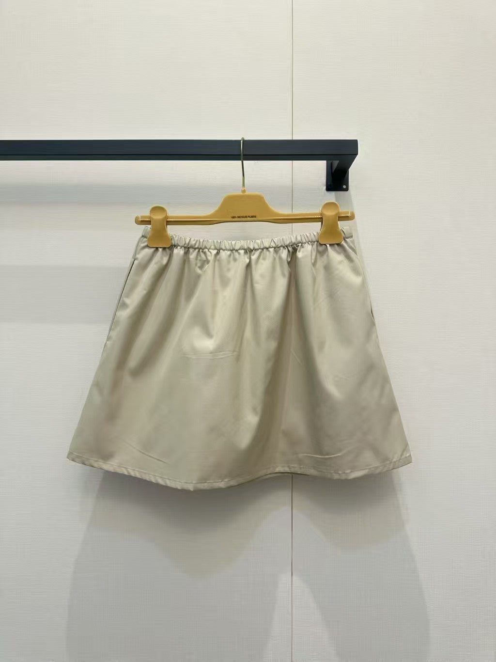26SS Color-blocked Beige Mini Skirt