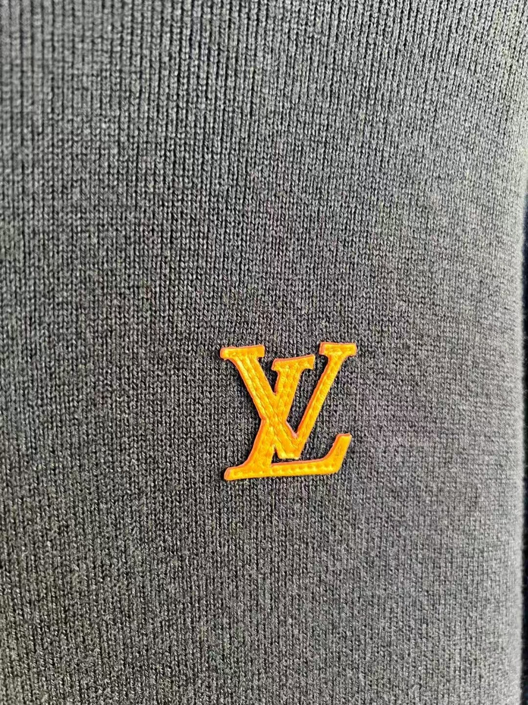 26SS Letter-Print Reversible Jacket