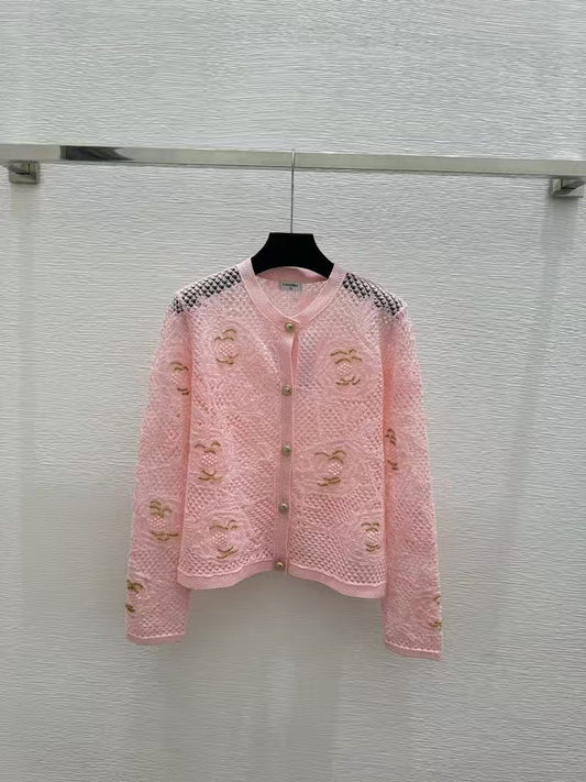 26SS Contrast-Color Camellia Openwork Knit Cardigan