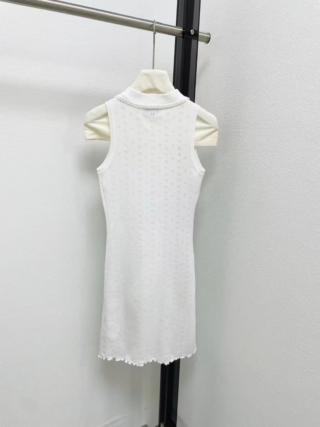 26SS New Vest