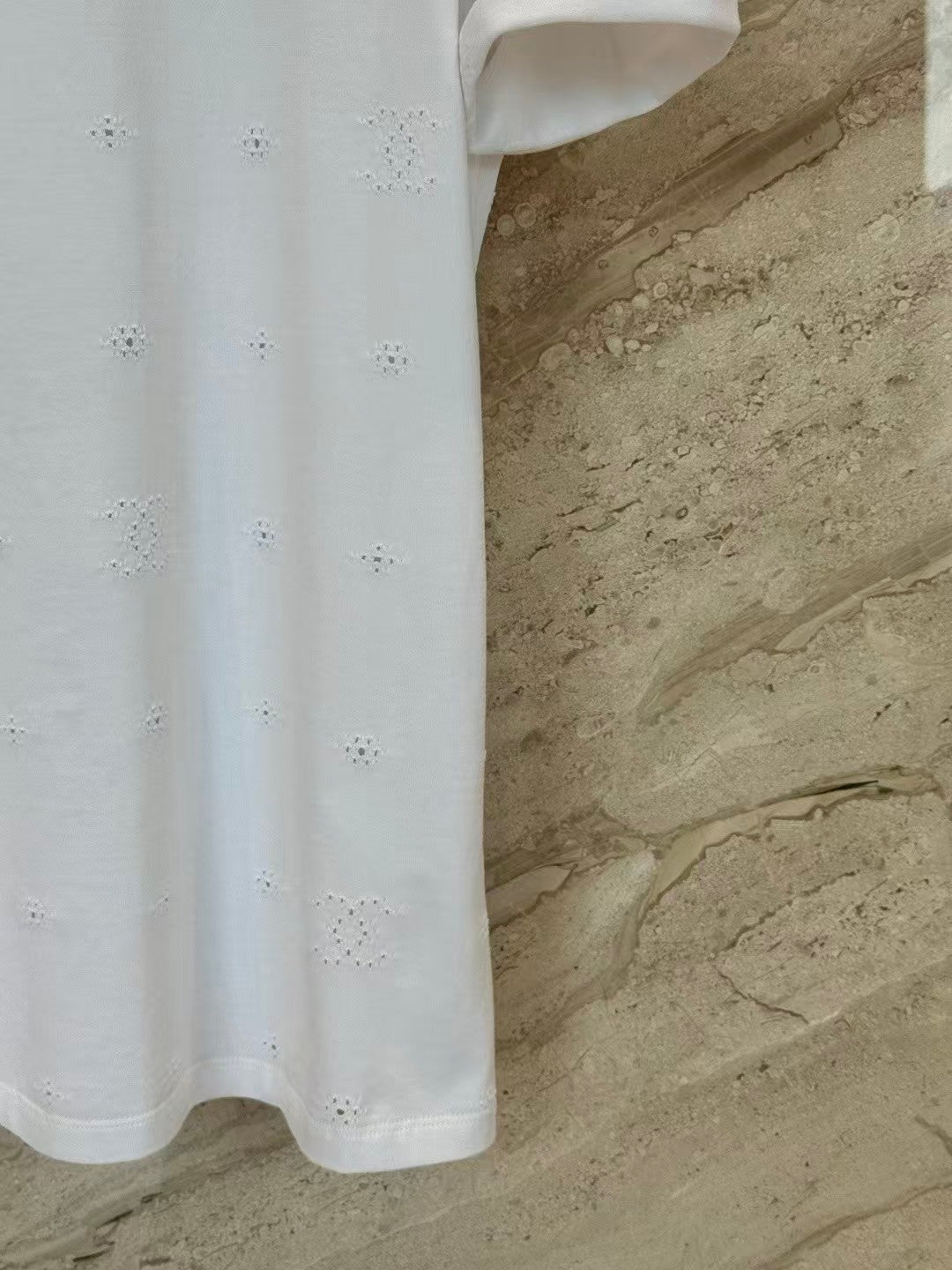 26SS White Openwork Embroidered T-Shirt