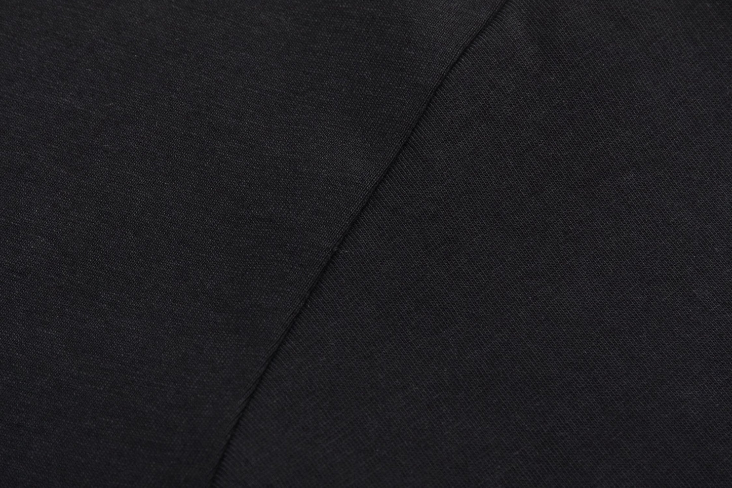 Loe embroidery t-shirt