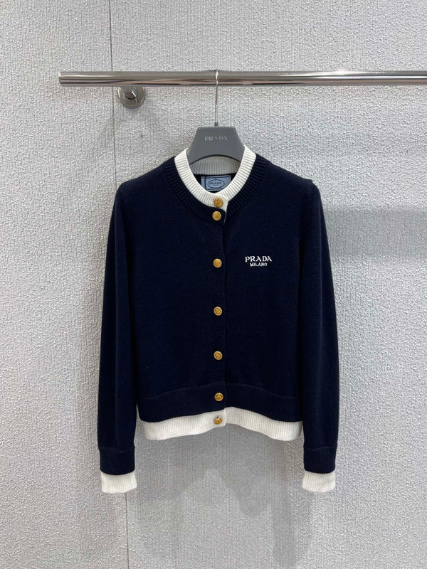 Early autumn new color blocking fake two-piece knitted cardigan