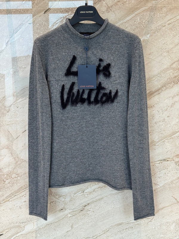 Grey letter long sleeved knitted sweater