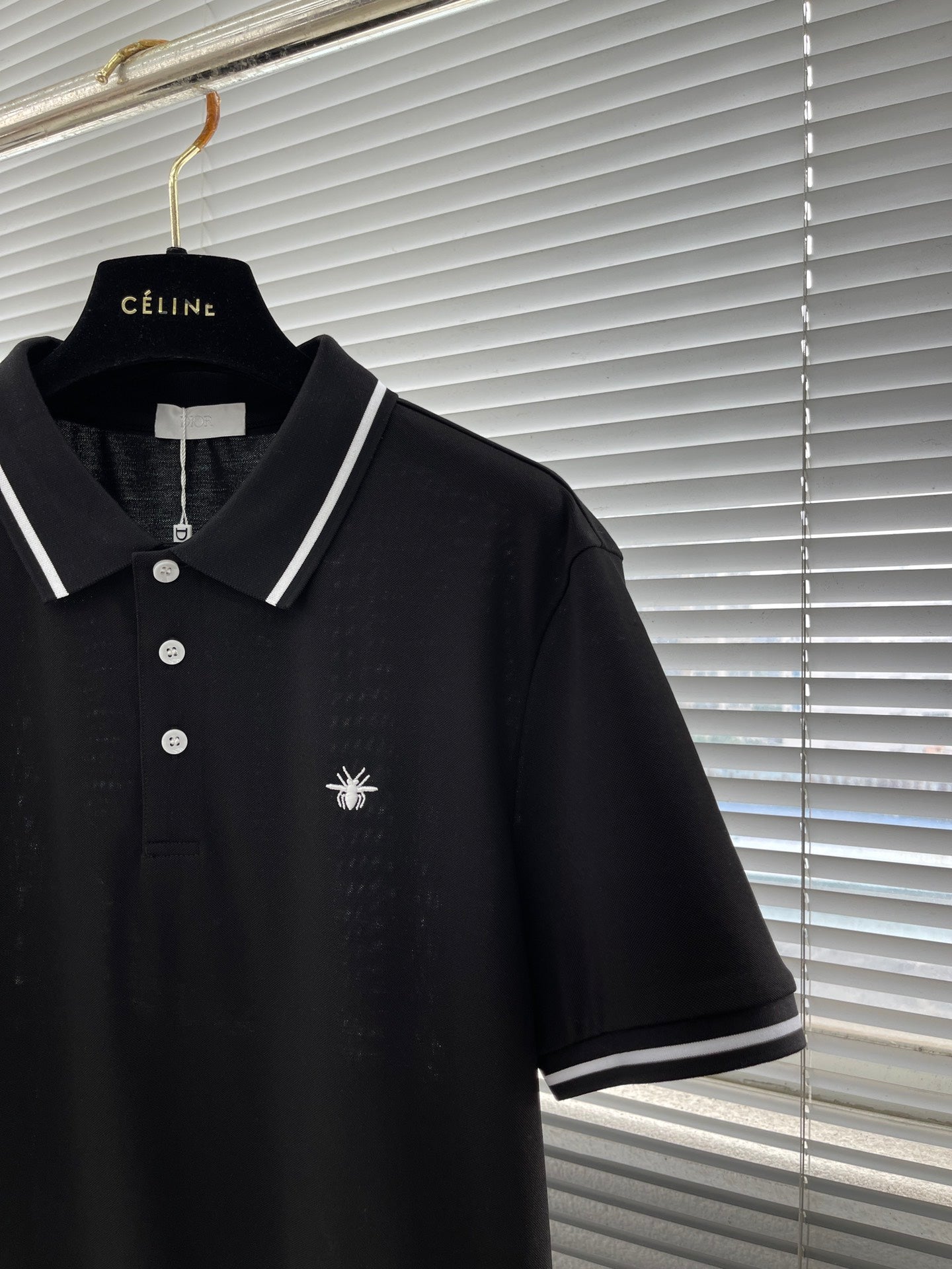 classic embroidered short-sleeved polo shirt