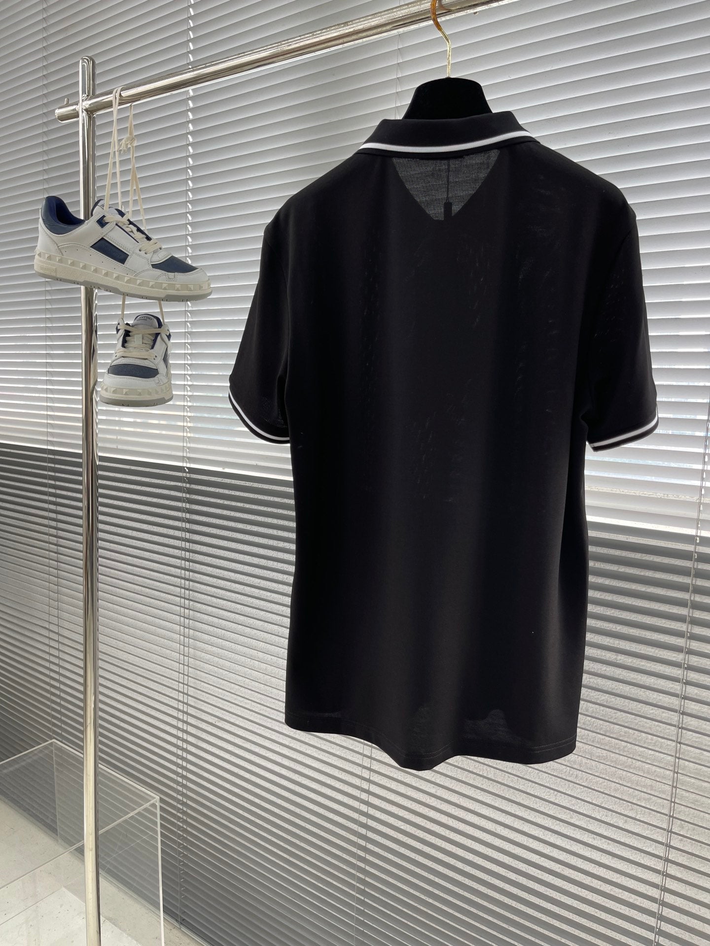 classic embroidered short-sleeved polo shirt