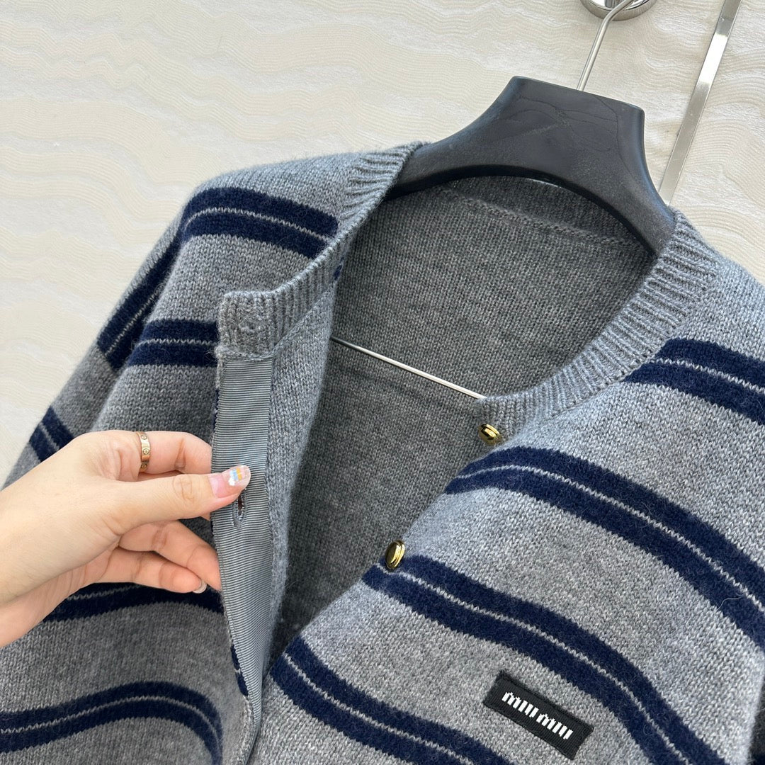 Intellectuals' fashionable style lace cashmere jacket