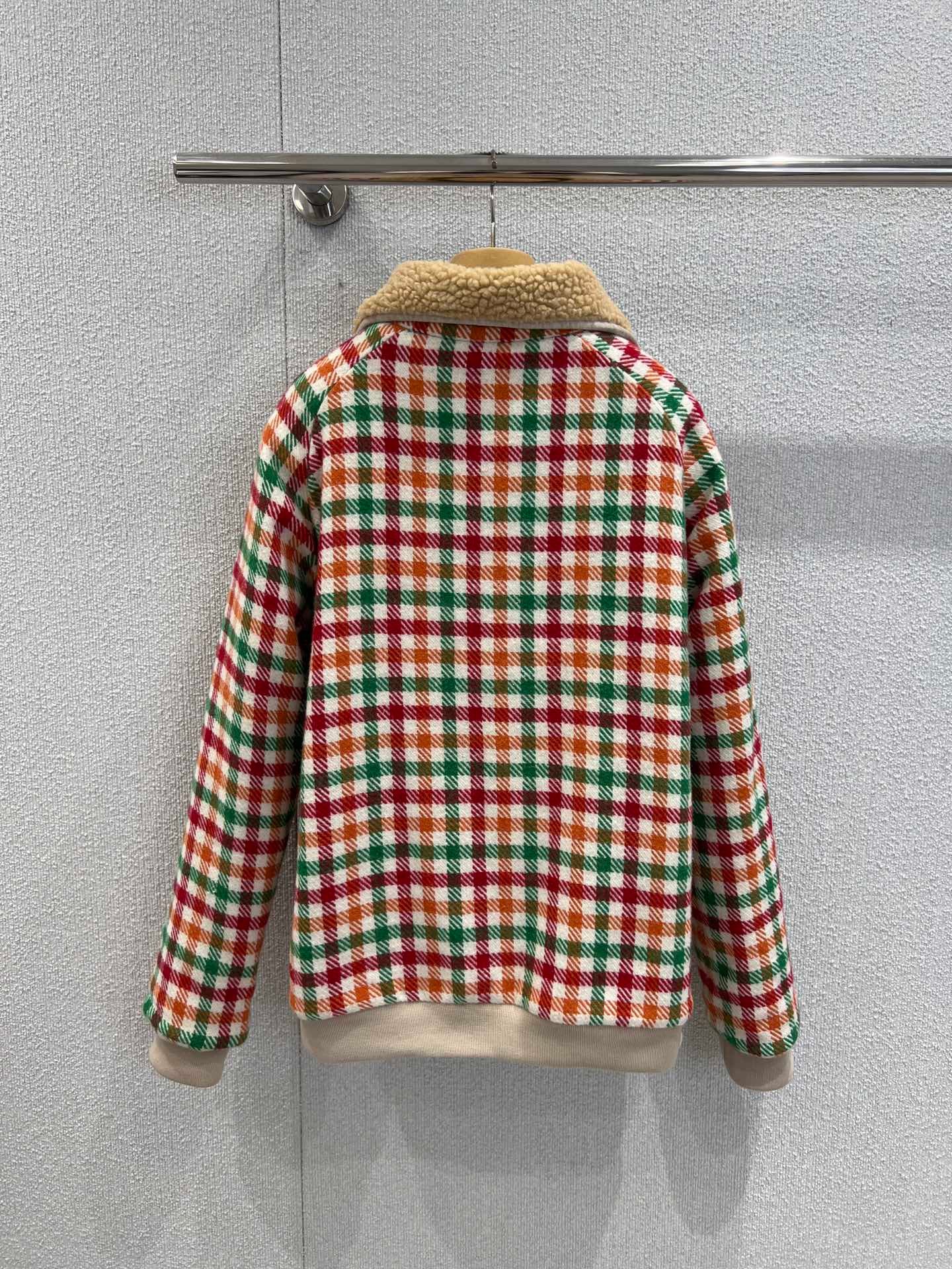 New autumn and winter colored plaid lambhair collar jacket jacket