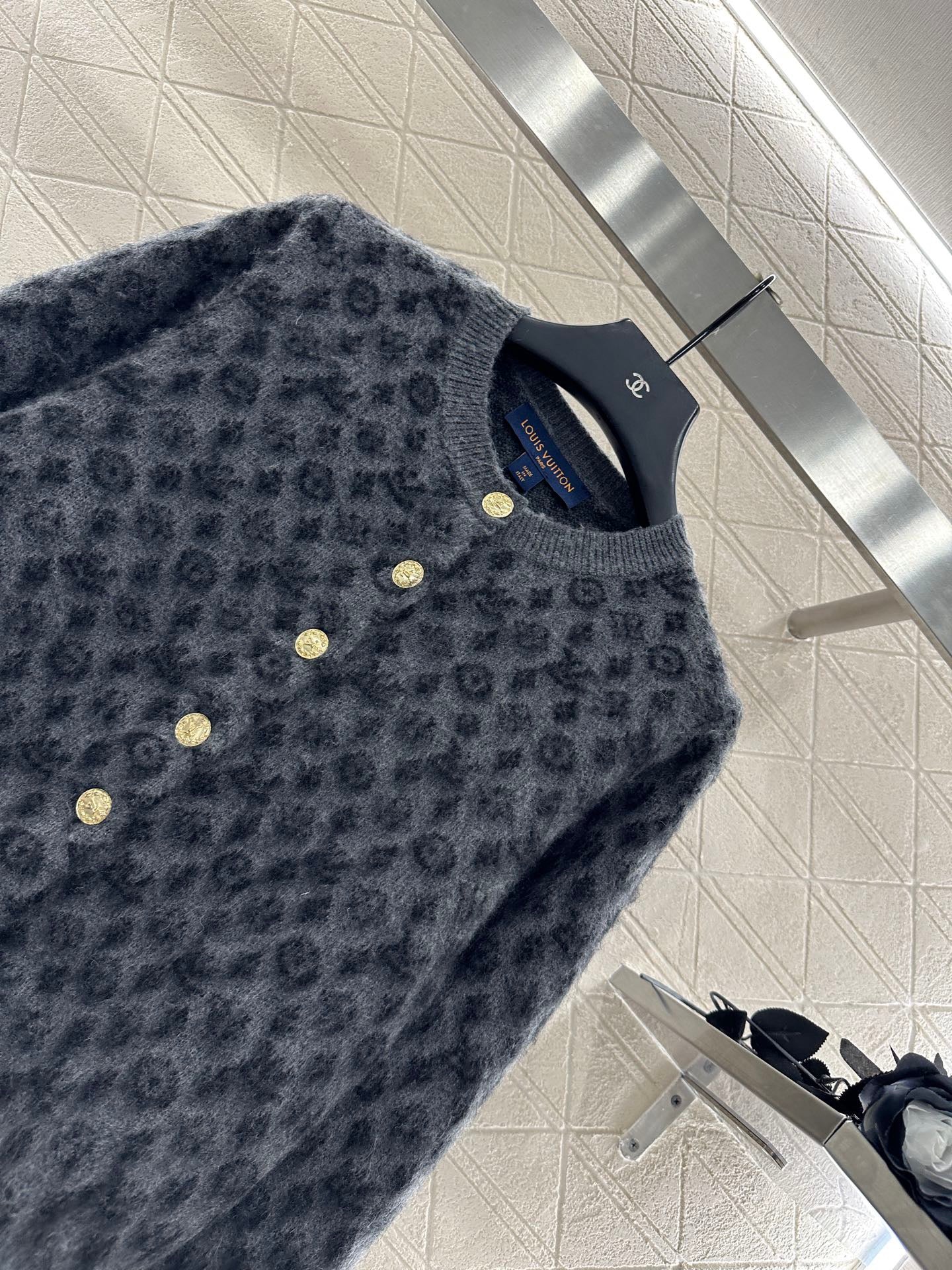 2025 new round neck printed cardigan