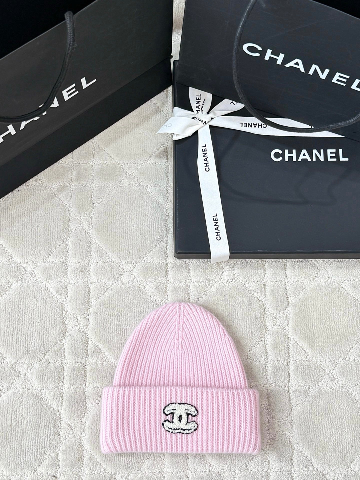 25 new pure wool letter embroidery rolled edge knitted cold hat