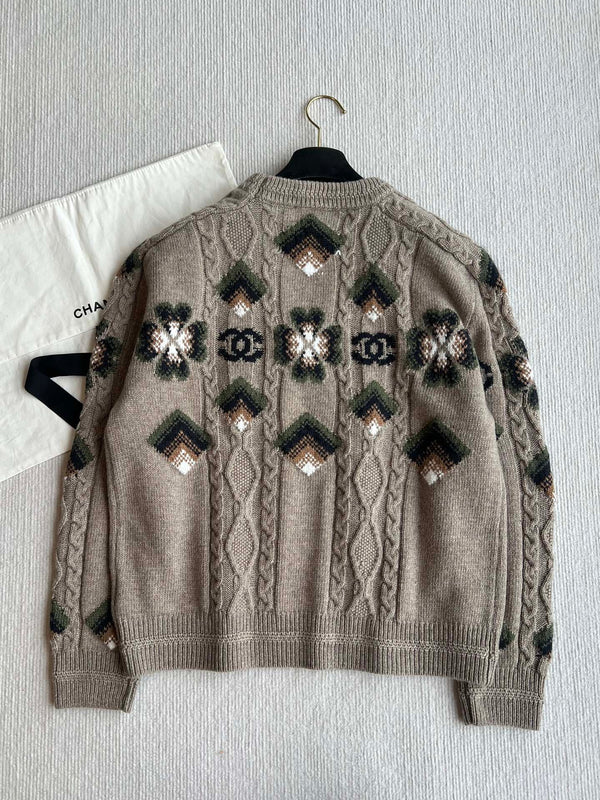 Ski series college style jacquard round neck sweater