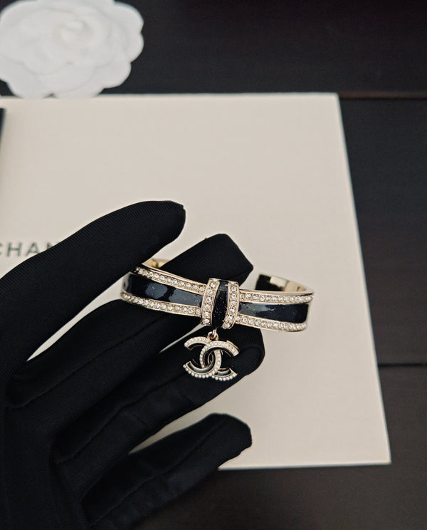 Latest Bow Black Bracelet