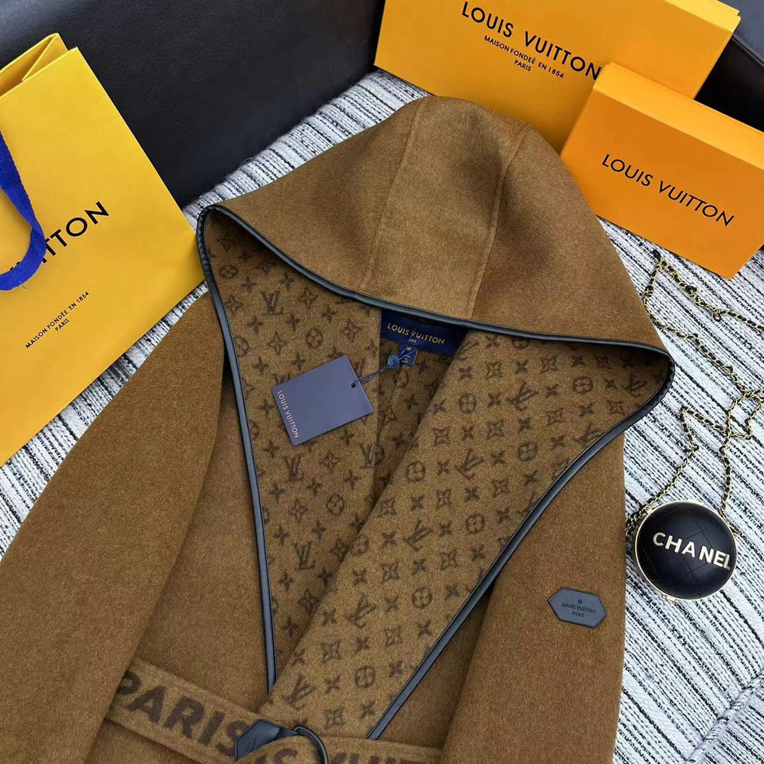 Classic caramel floral pattern hooded jacket