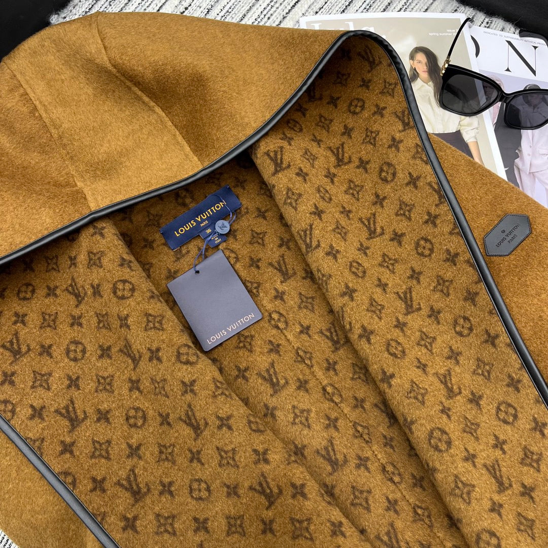Classic caramel floral pattern hooded jacket
