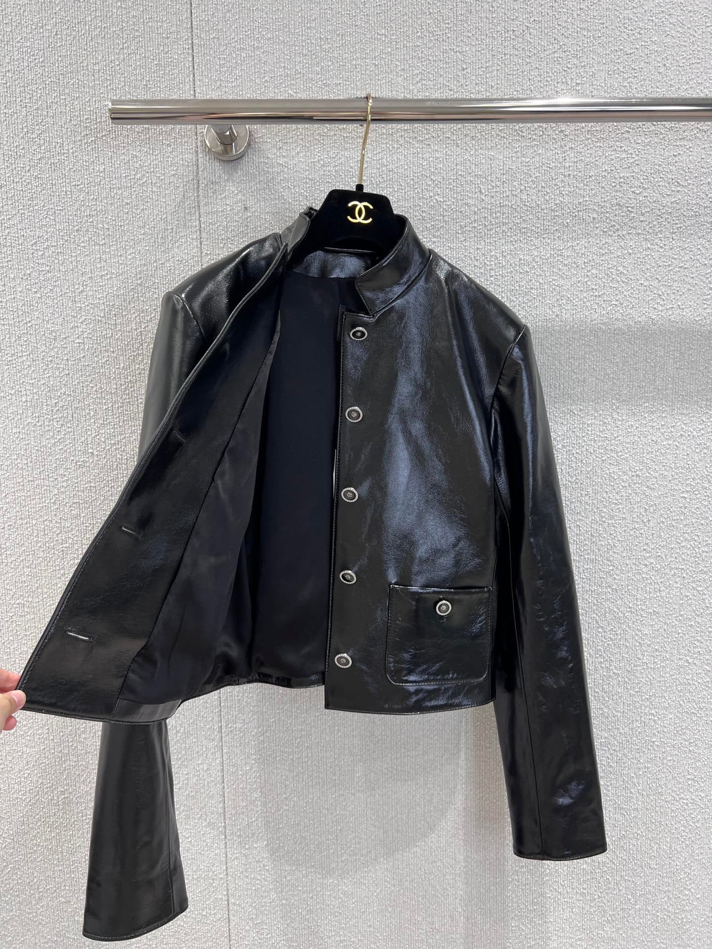 New high-end pocket leather small leather jacket