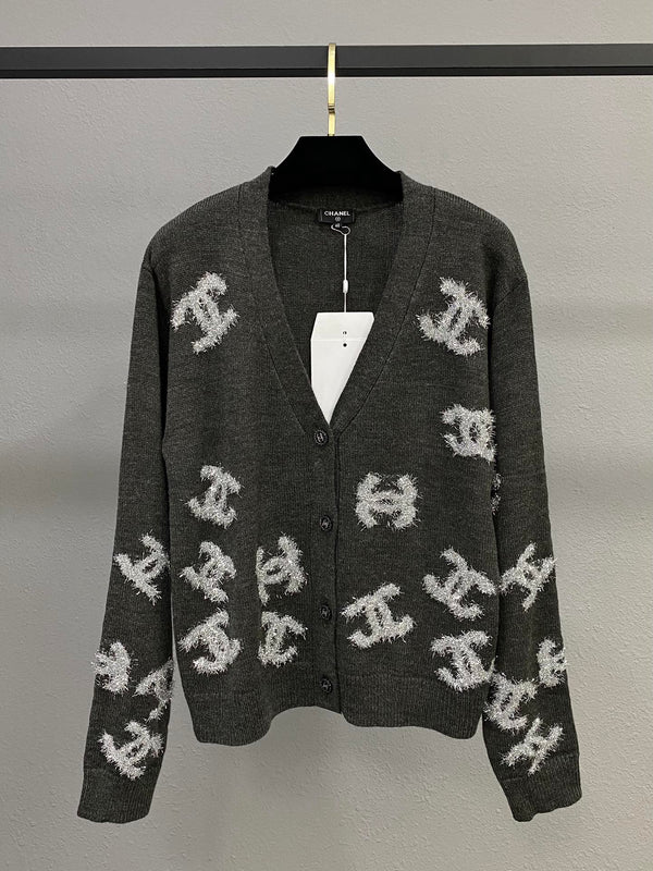 New Heavy Industry Embroidered Logo Silver Wire Knitted