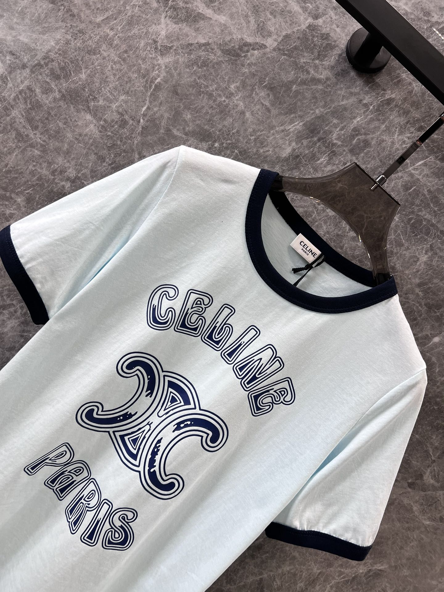 New crew neck logo short sleeves