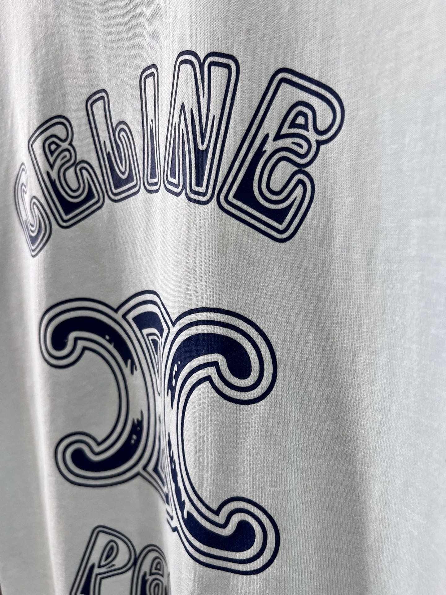 New crew neck logo short sleeves