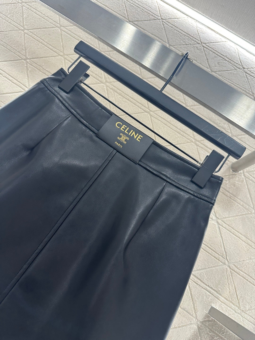 New high-waisted skirt