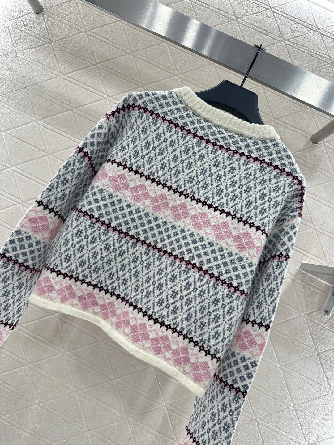crew neck Fair Isle pullover sweater