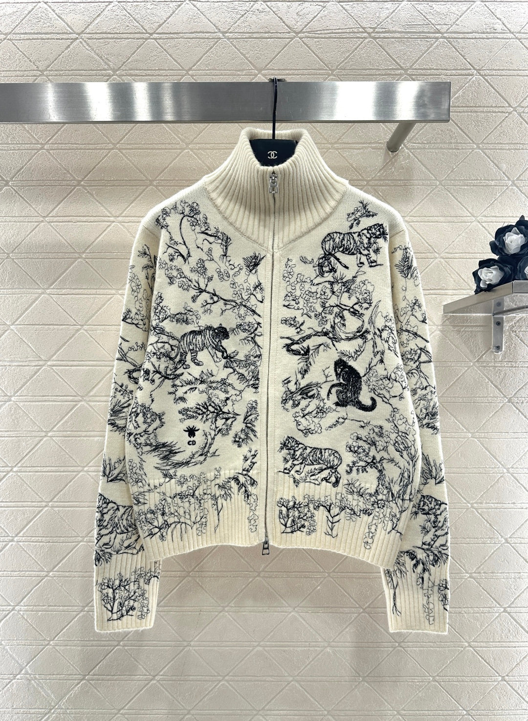 Embroidered jacquard knit zip-up jacket