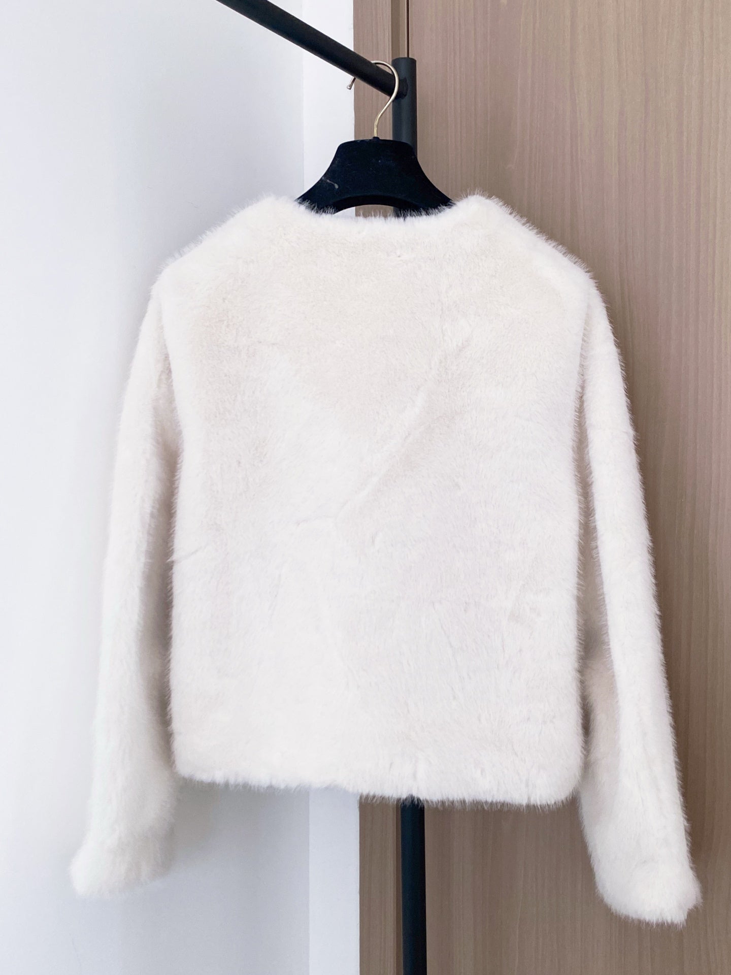 Fuzzy V-neck jacket