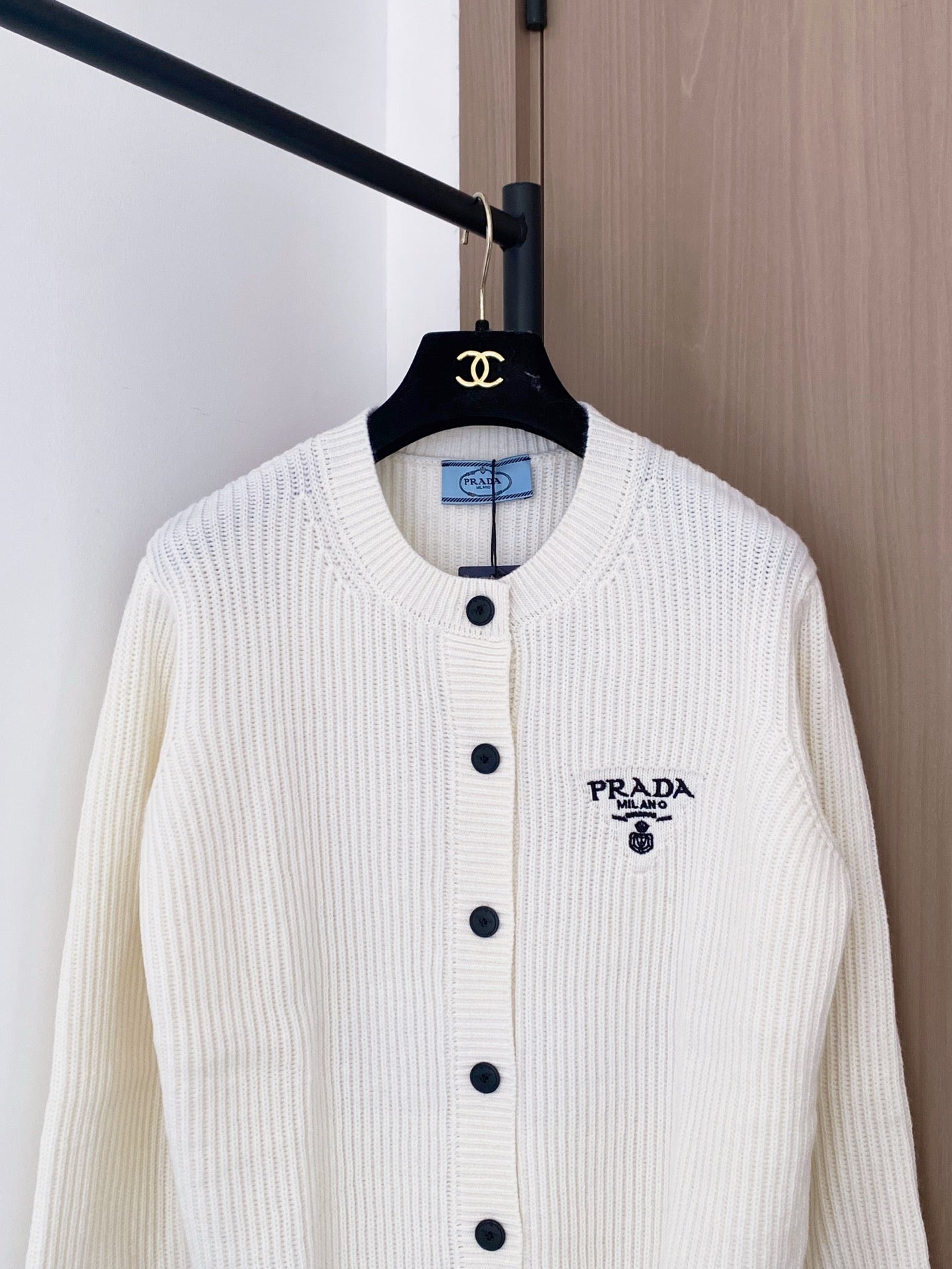 FW new knitted cardigan