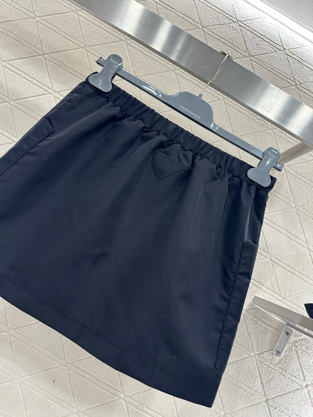 Workwear-style skirt with belt and pockets