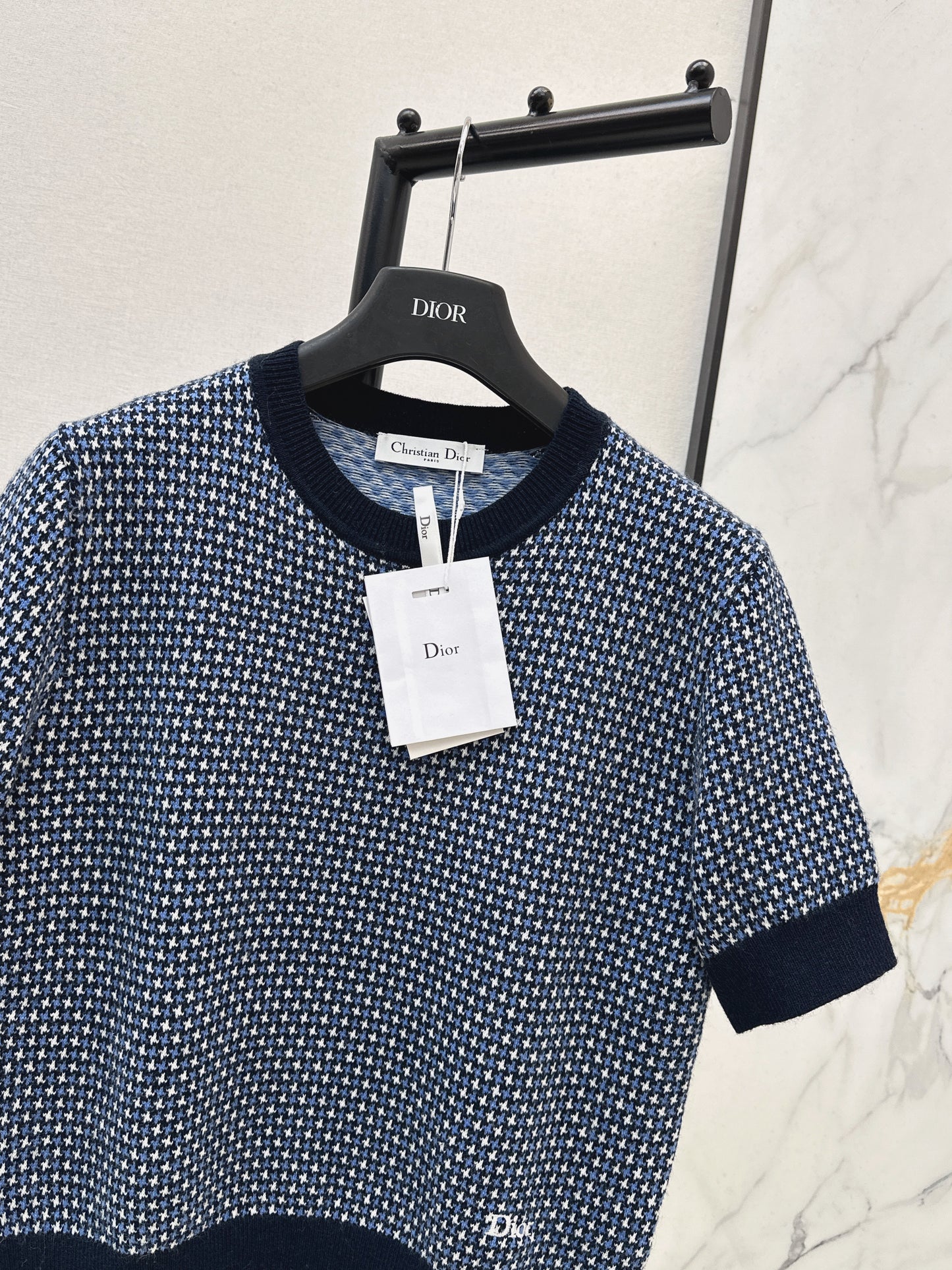 New style knitted short-sleeved sweater