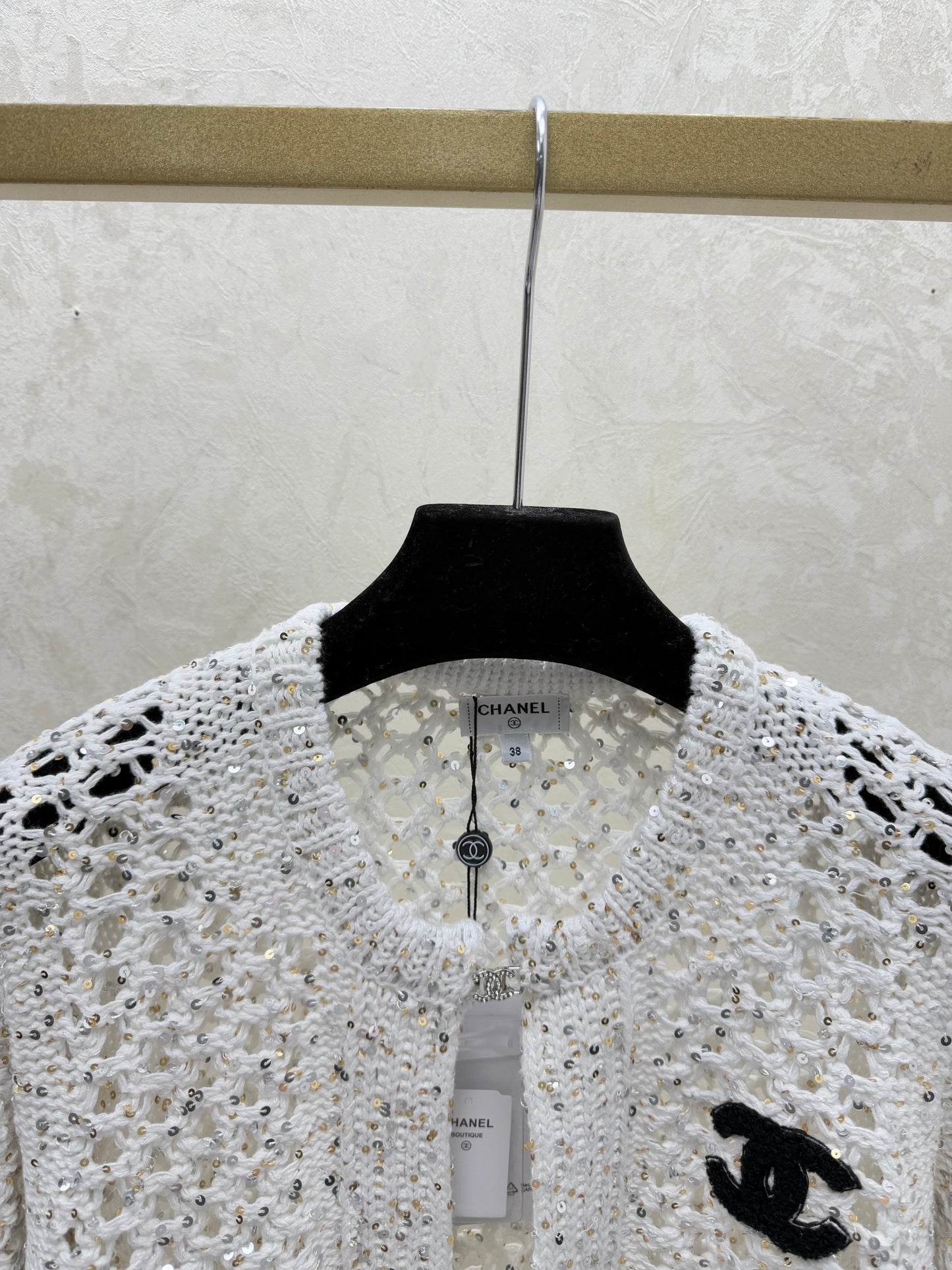 Openwork beaded round-neck knitted cardigan