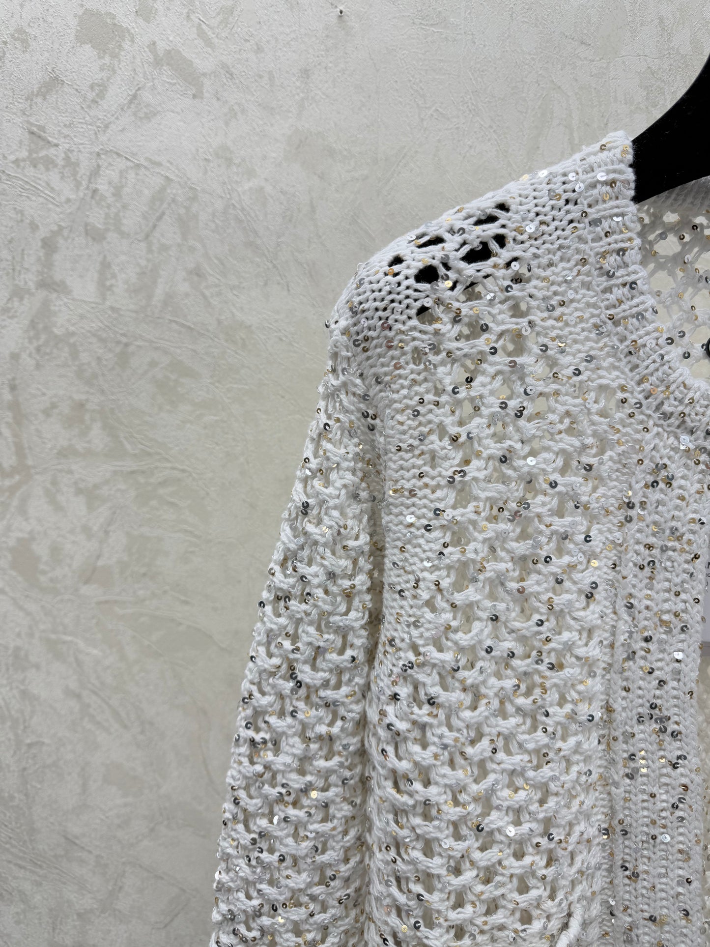Openwork beaded round-neck knitted cardigan