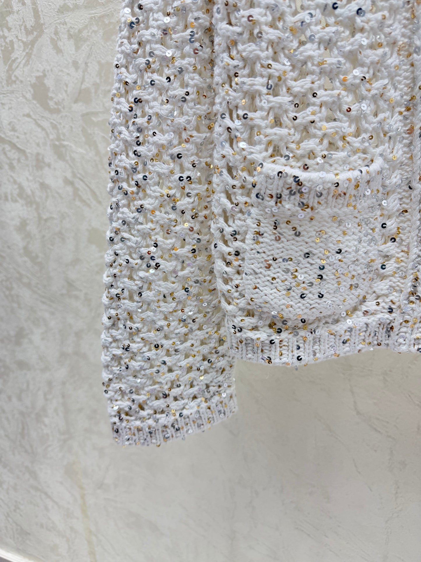 Openwork beaded round-neck knitted cardigan