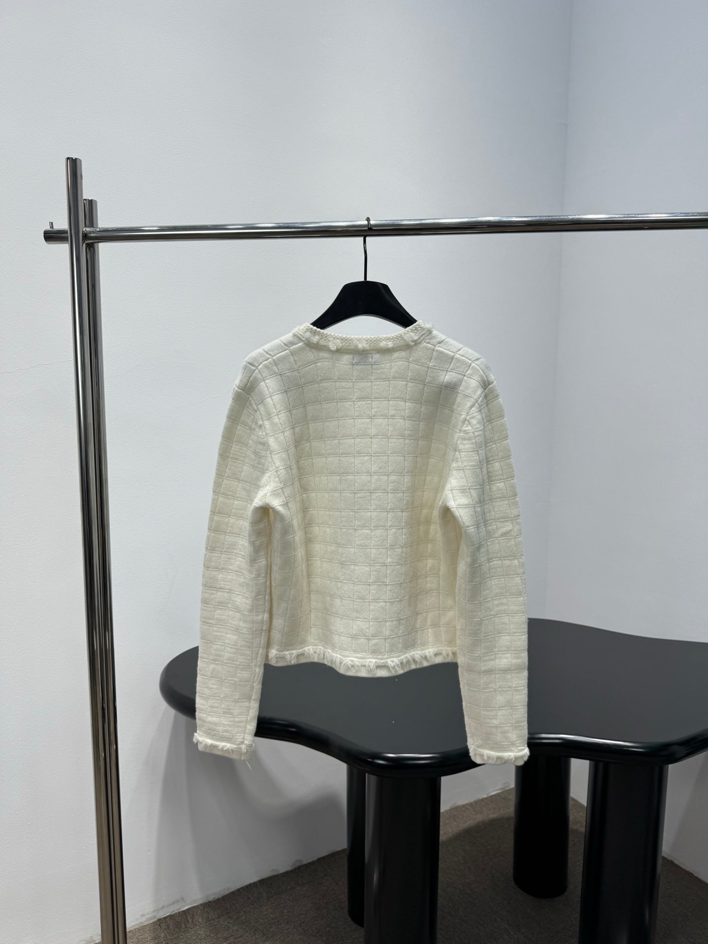 26. Cashmere and wool crew neck cardigan