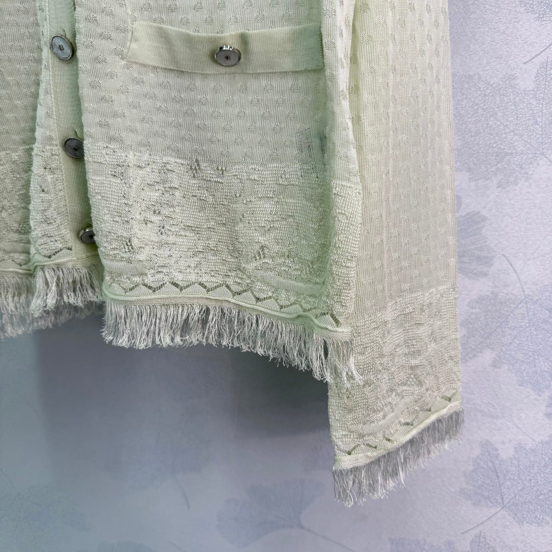 26 New Light Green Knitted Cardigan