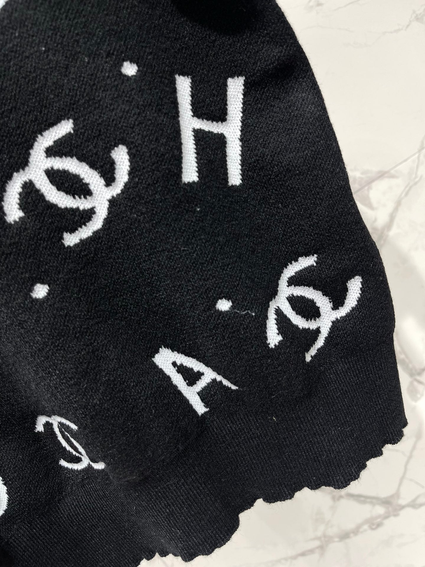 2026 New Printed Letter Knit Short-Sleeve T-Shirt