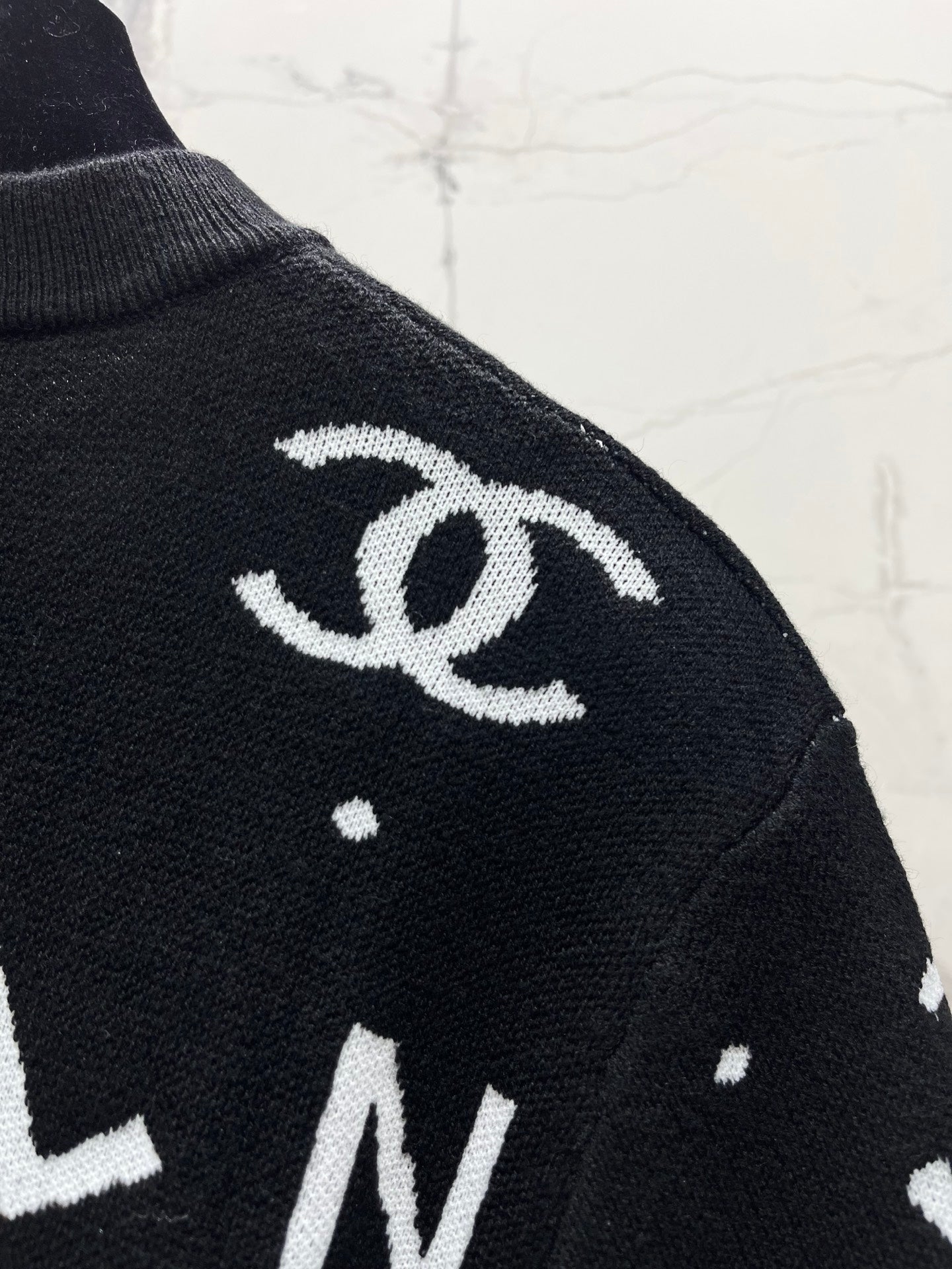 2026 New Printed Letter Knit Short-Sleeve T-Shirt