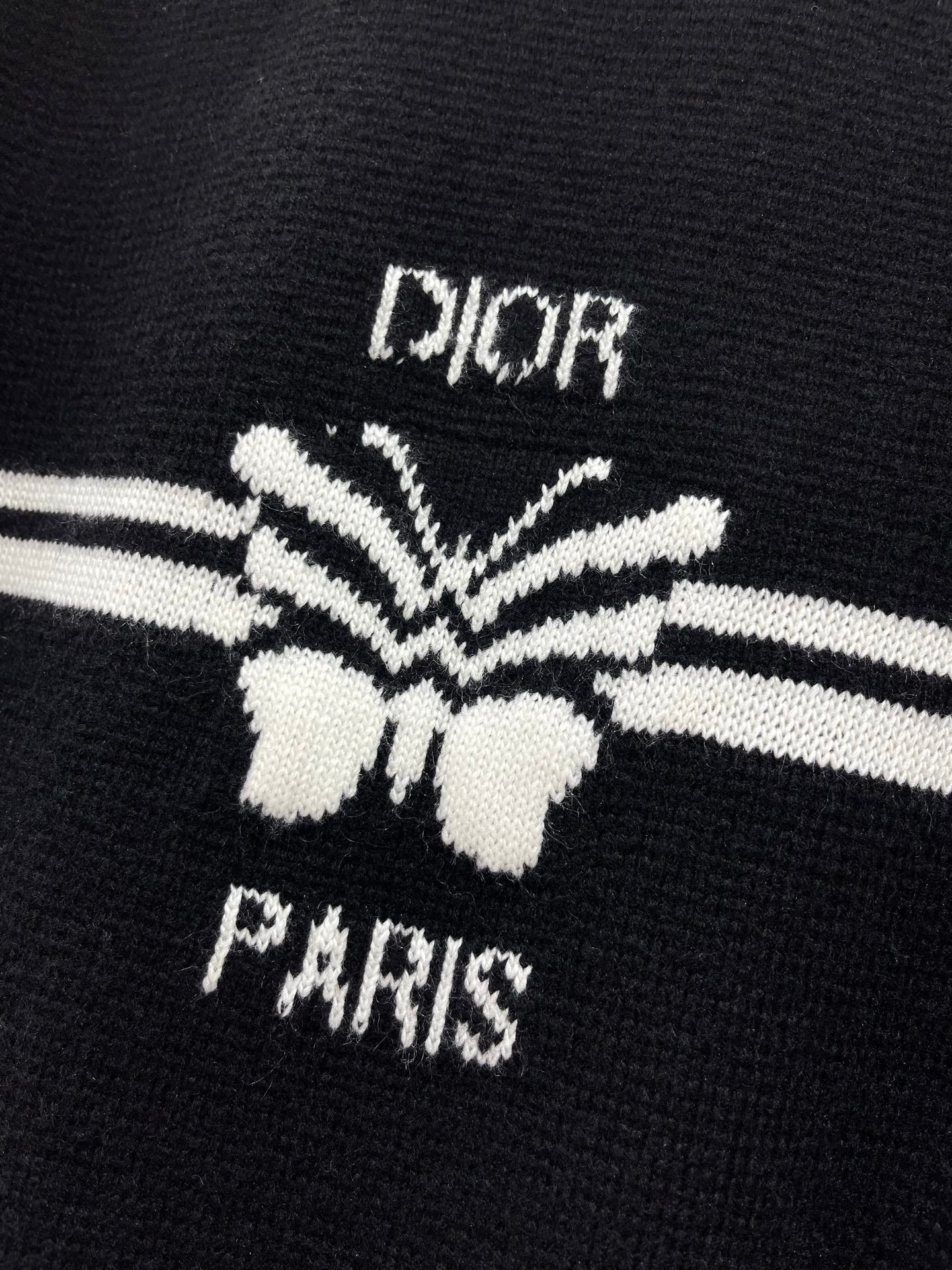 26 Wool Jacquard Butterfly Short Sleeve
